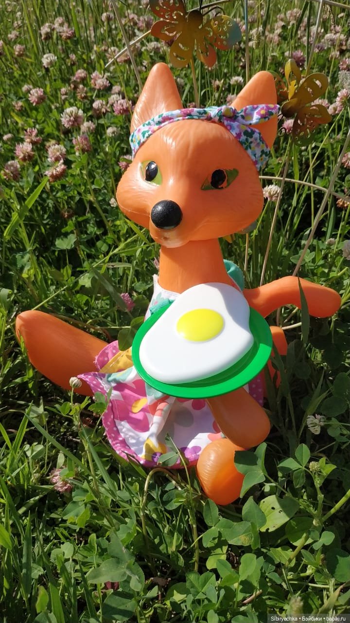 Пикник Лисы Патрикеевны — Игрушки СССР и советского детства: резиновые