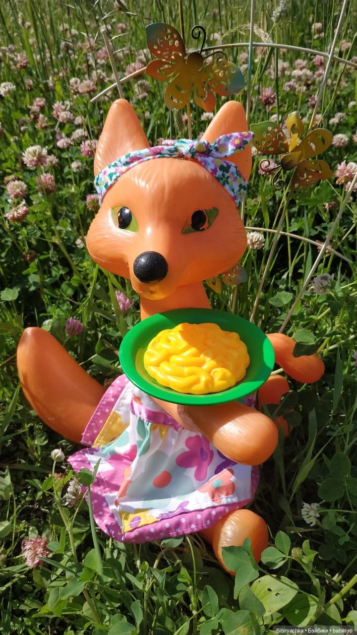Пикник Лисы Патрикеевны — Игрушки СССР и советского детства: резиновые