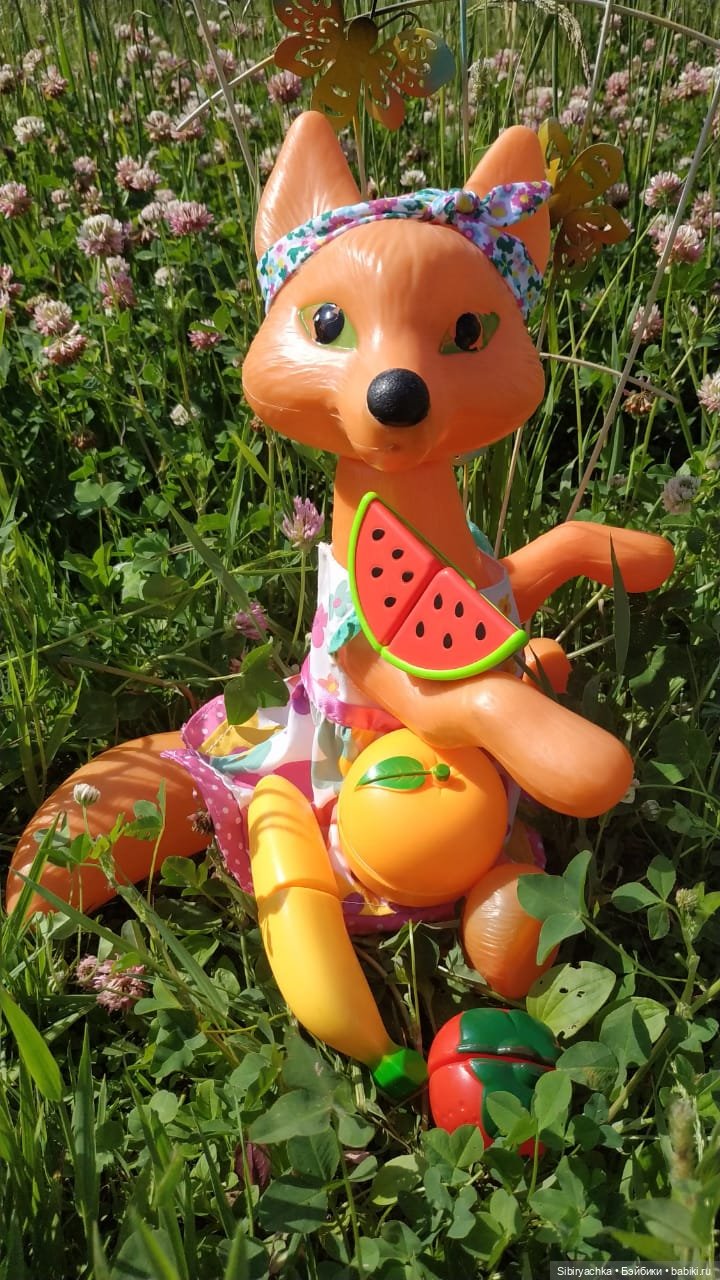 Пикник Лисы Патрикеевны — Игрушки СССР и советского детства: резиновые