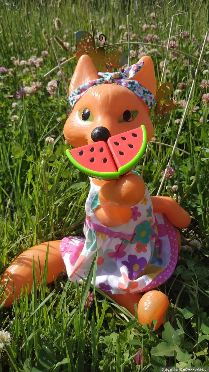 Пикник Лисы Патрикеевны — Игрушки СССР и советского детства: резиновые