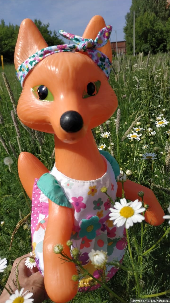 Пикник Лисы Патрикеевны — Игрушки СССР и советского детства: резиновые