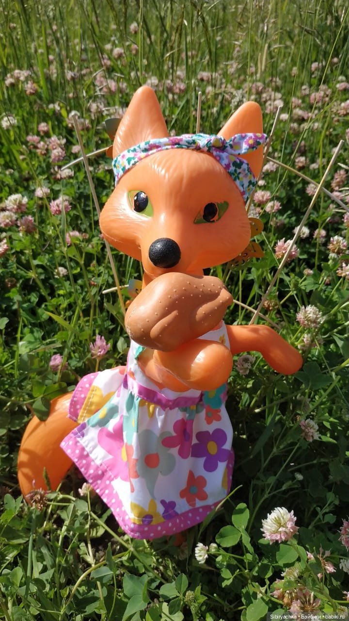 Пикник Лисы Патрикеевны — Игрушки СССР и советского детства: резиновые