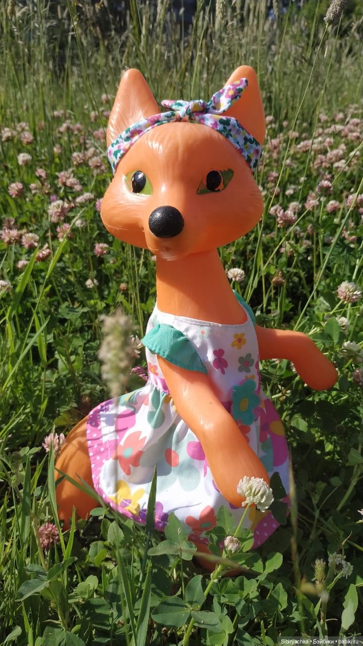 Пикник Лисы Патрикеевны — Игрушки СССР и советского детства: резиновые (фото 5)