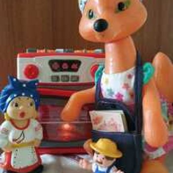 Кажется, быт Котофея Ивановича начинает налаживаться!