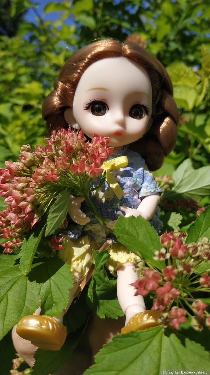 Глаша на прогулке — Игровые куклы разных производителей (Разное): редкие бренды