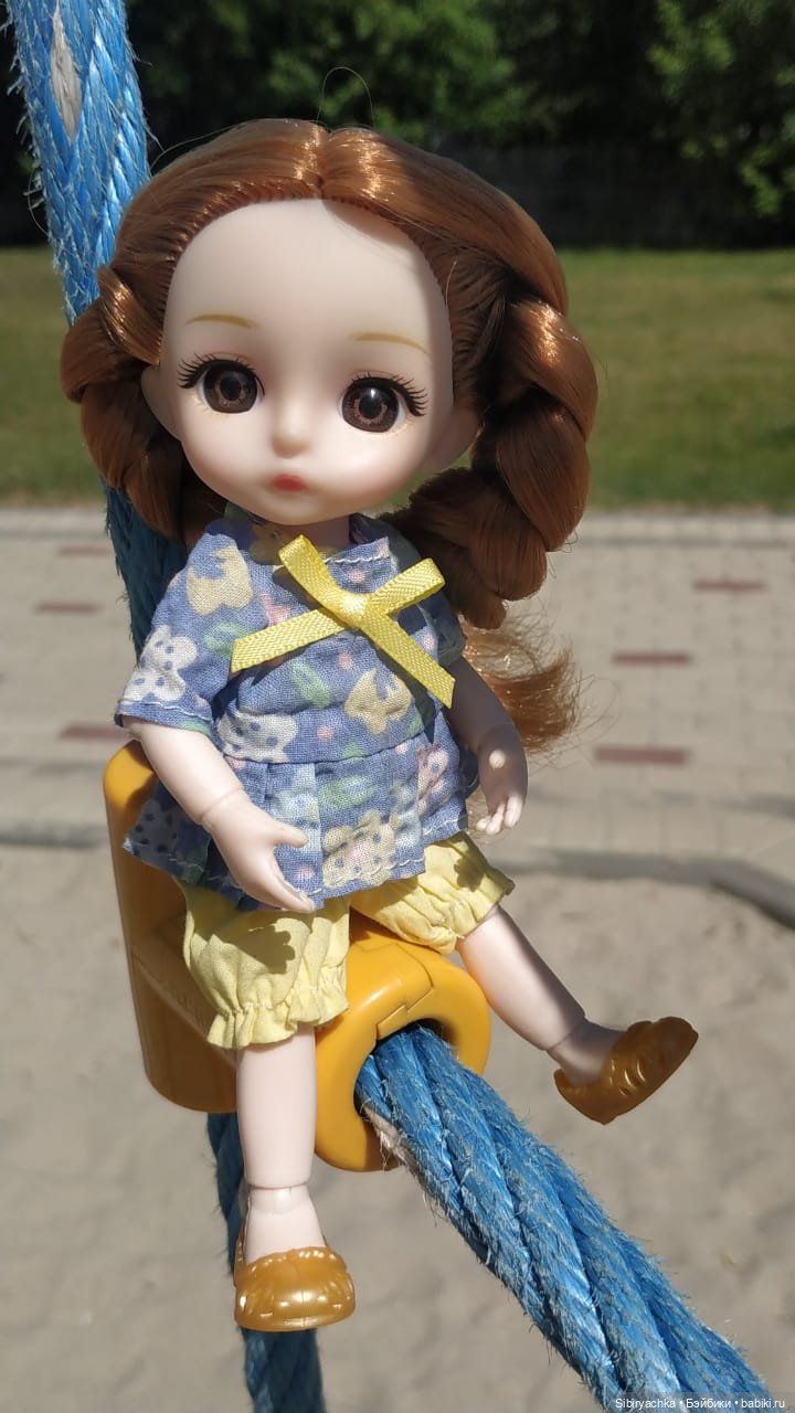 Глаша на прогулке — Игровые куклы разных производителей (Разное): редкие бренды