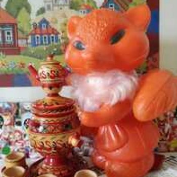 Патрикеевна в гостях у Лисички-сестрички.