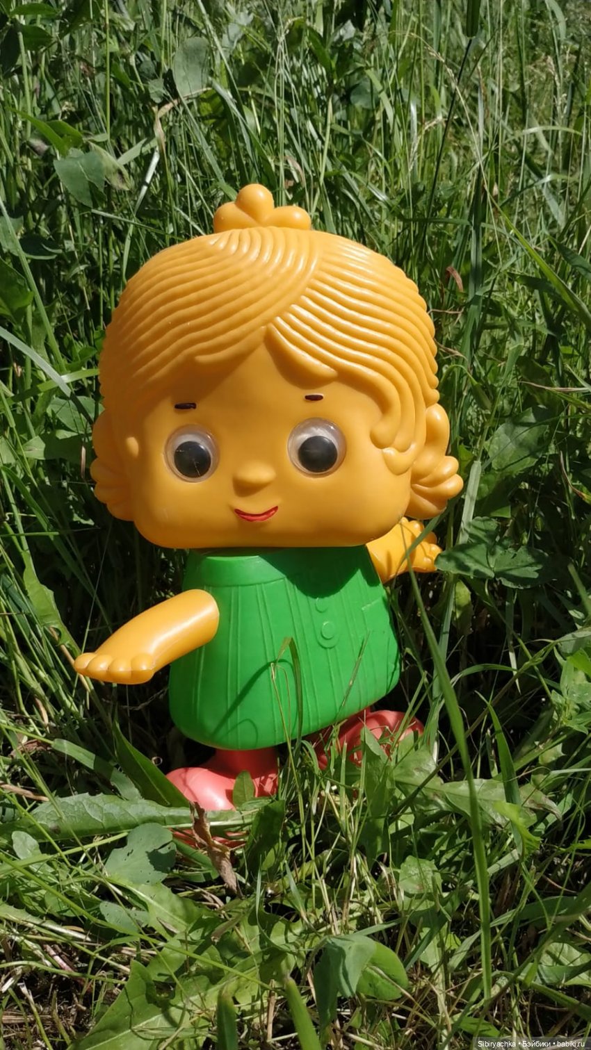 Дуняша ждала, ждала и дождалась своего папу