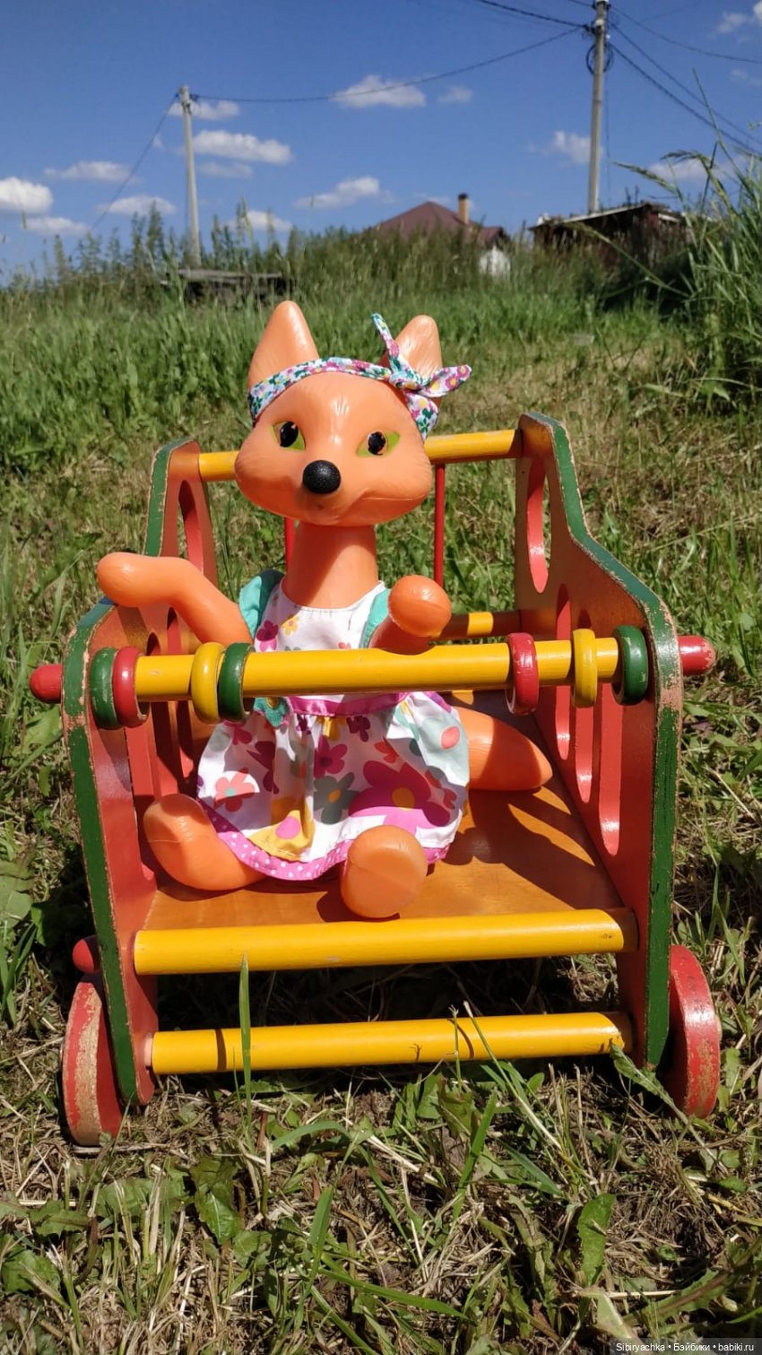 Дуняша ждала, ждала и дождалась своего папу