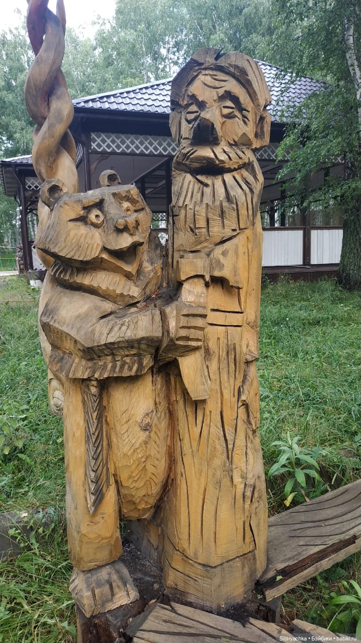 Небольшая прогулка Лисички-сестрички по деревне "Радость" (фото 10)