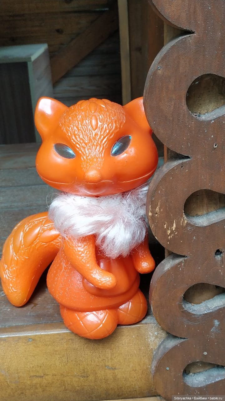 Небольшая прогулка Лисички-сестрички по деревне "Радость" (фото 7)