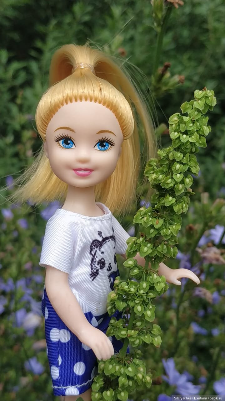 Летняя прогулка Анечки и Яночки