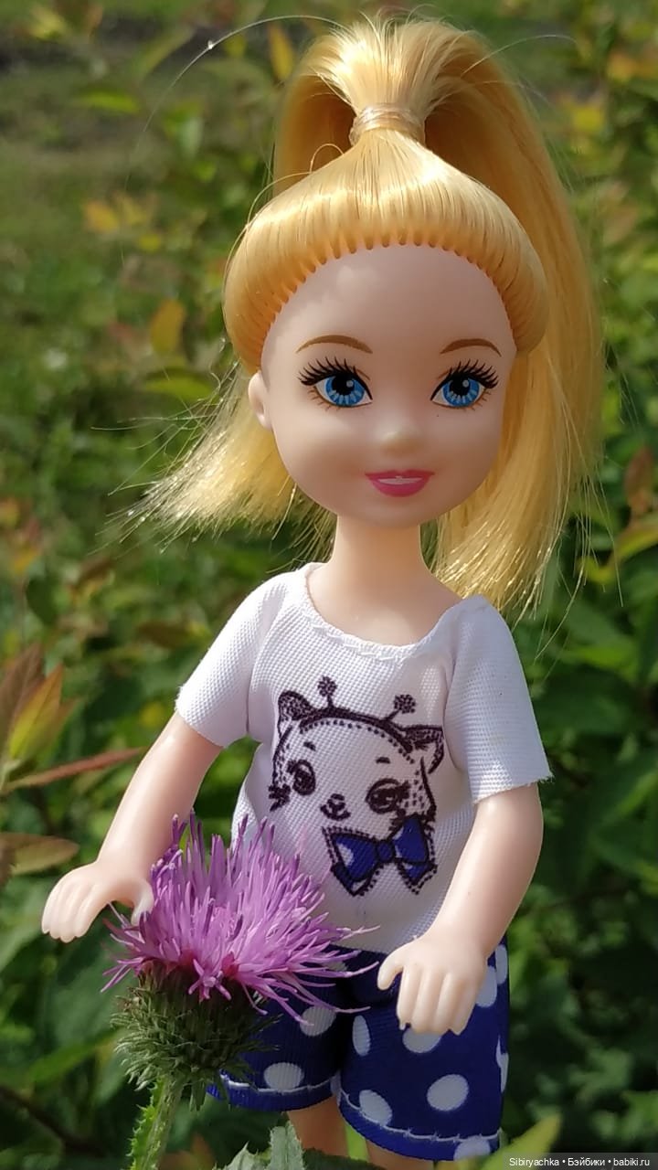 Летняя прогулка Анечки и Яночки