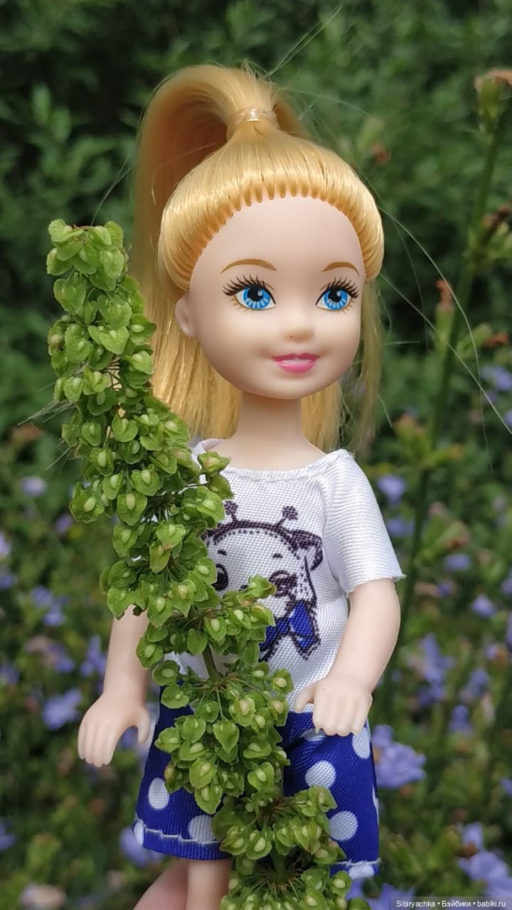 Летняя прогулка Анечки и Яночки