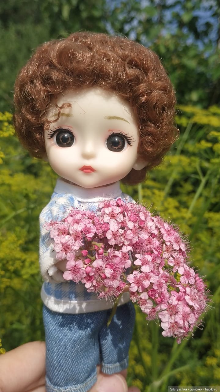 Коленька и Василёк изучают растения