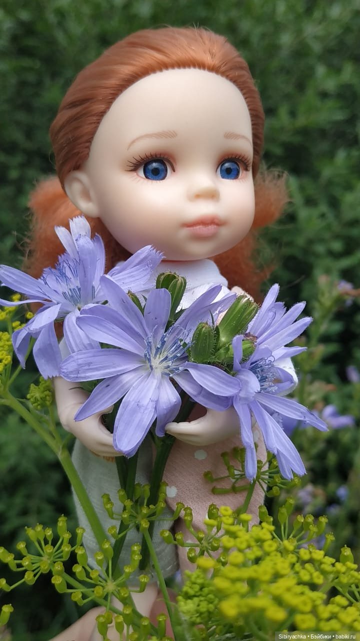 Летние прогулки Лизоньки и Полины