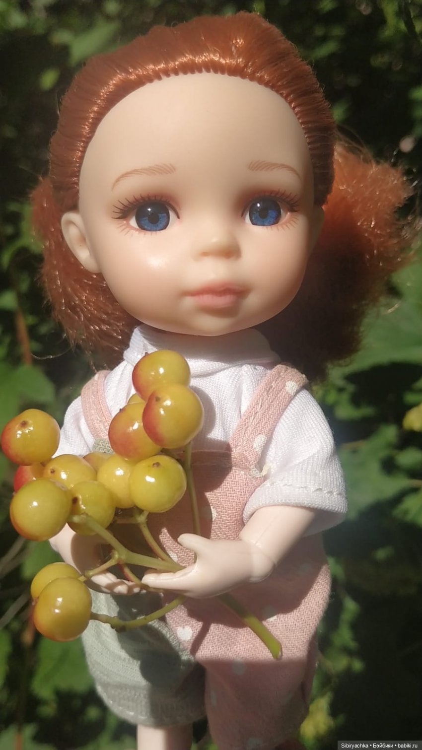 Летние прогулки Лизоньки и Полины