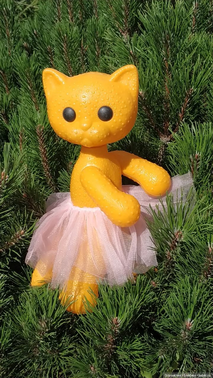 Кошечка Мурочка радуется лету и теплу (фото 3)