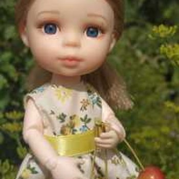 Летняя прогулка Полины.