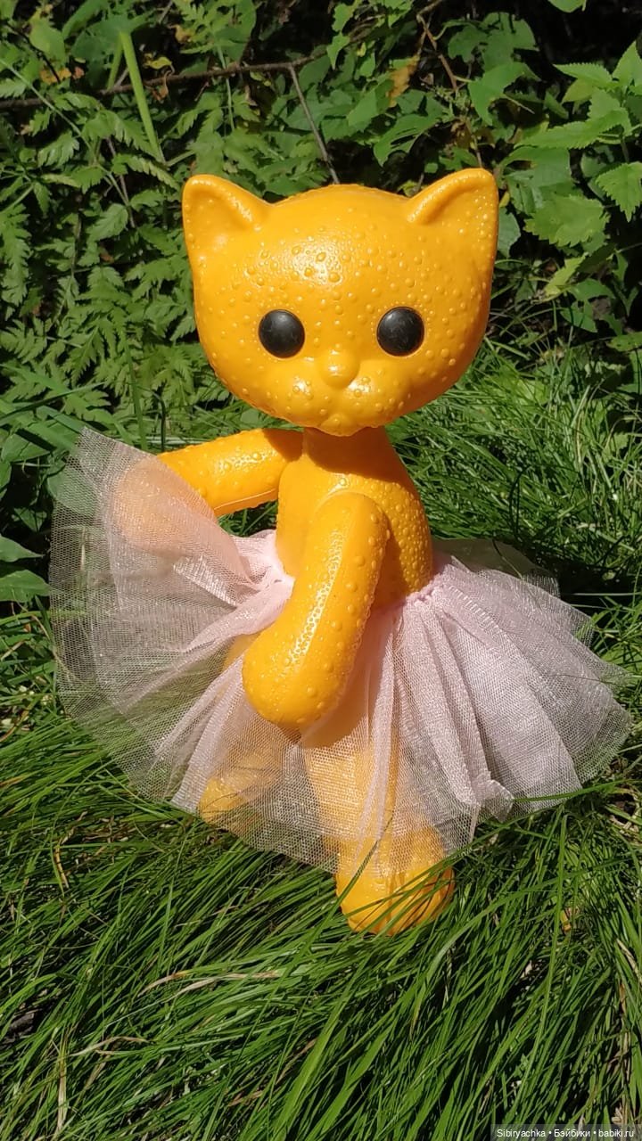 Кошечка Мурочка в любимом лесу (фото 5)