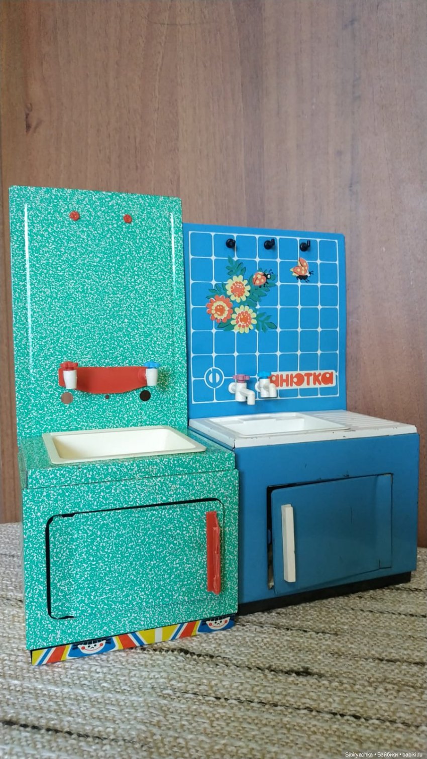 Советские кукольные кухни