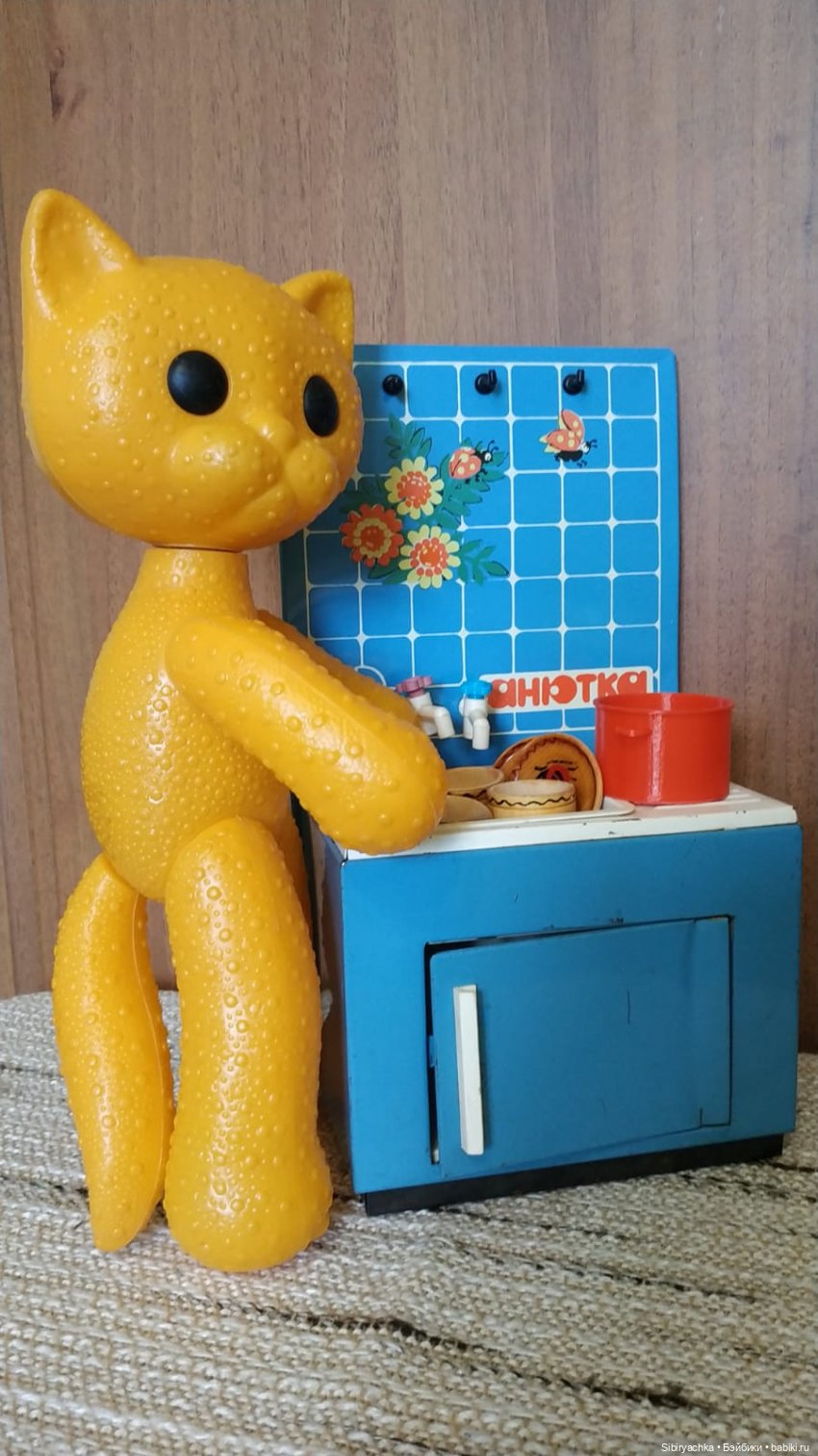 Советские кукольные кухни