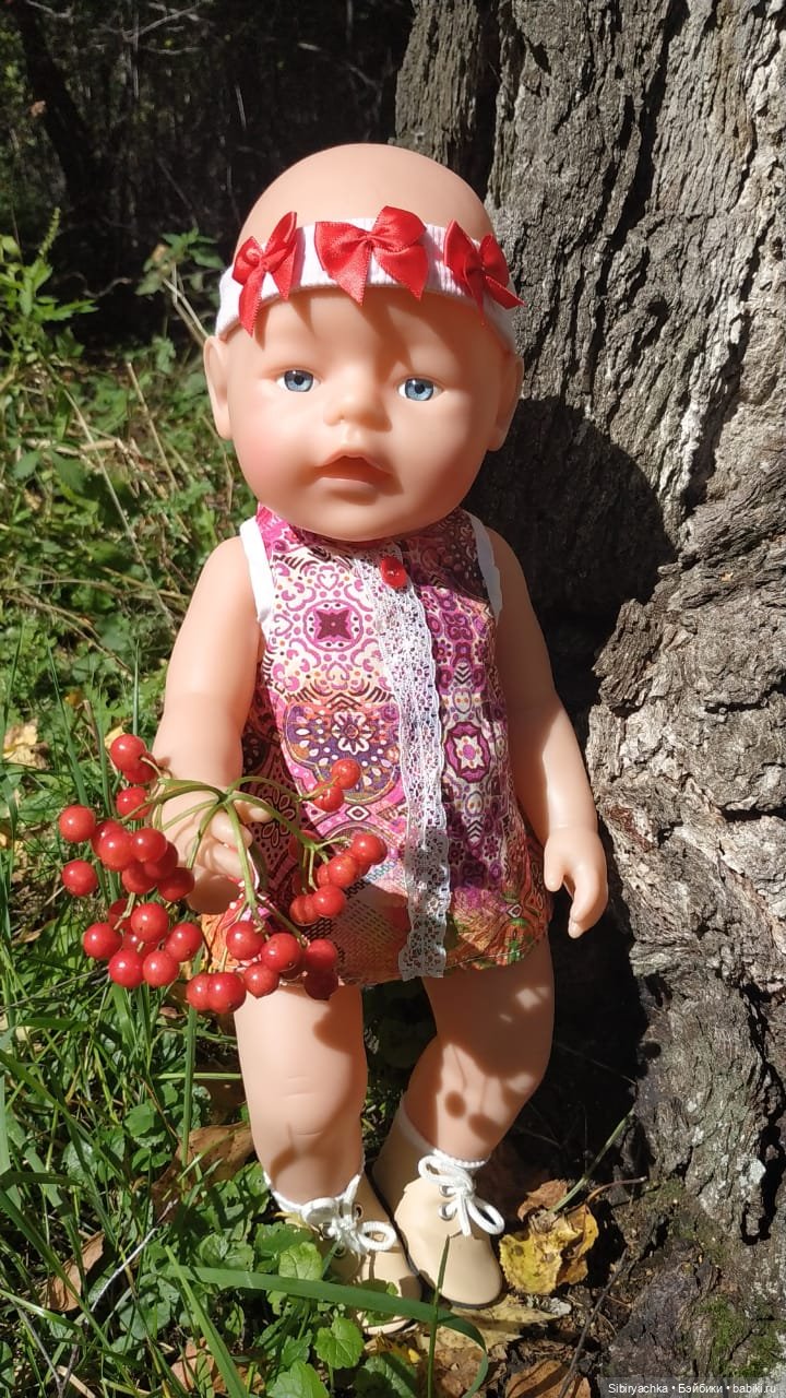 Первая прогулка Настеньки в лесу (фото 6)