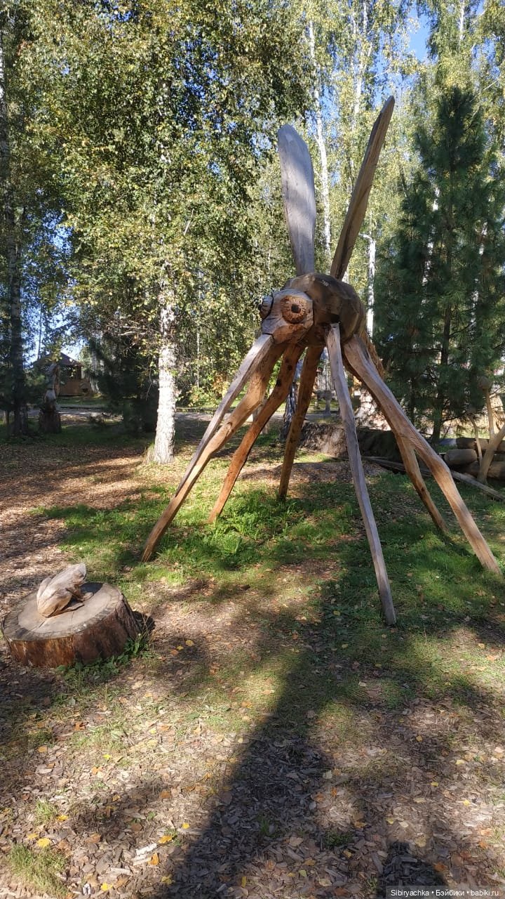 Кошечке Мурочке не сидится дома