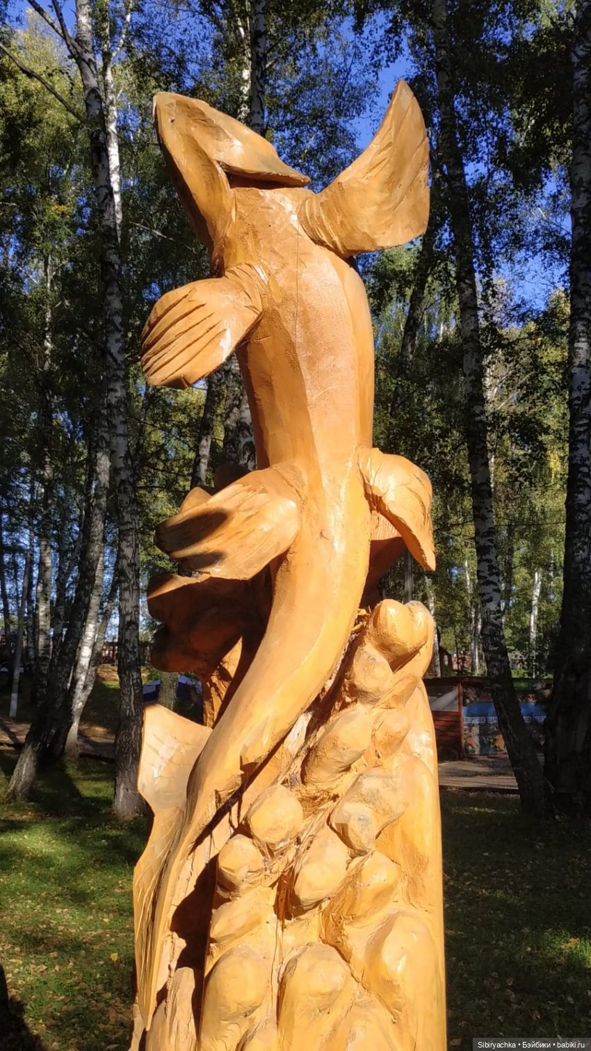 Кошечке Мурочке не сидится дома