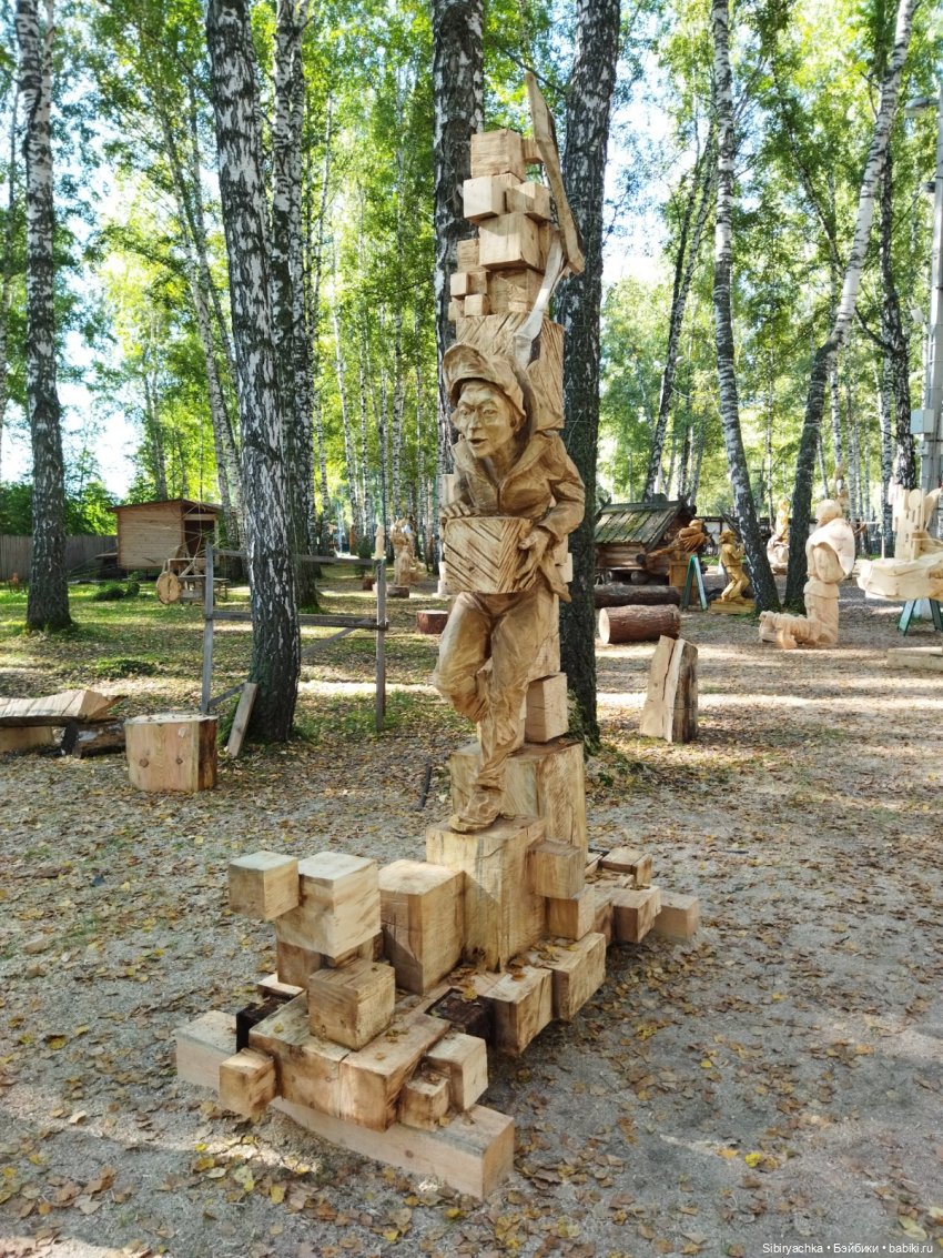 Кошечке Мурочке не сидится дома