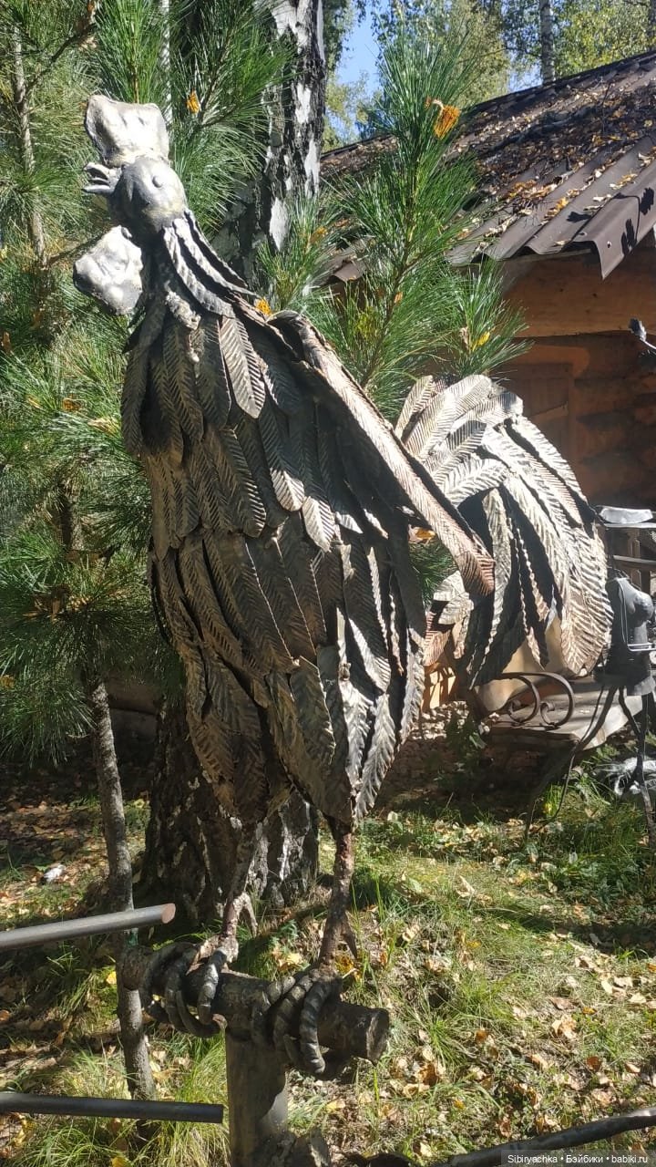 Мурочка в парке кованых фигур (фото 6)