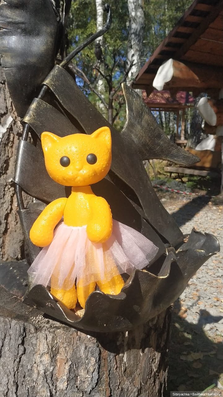 Мурочка в парке кованых фигур