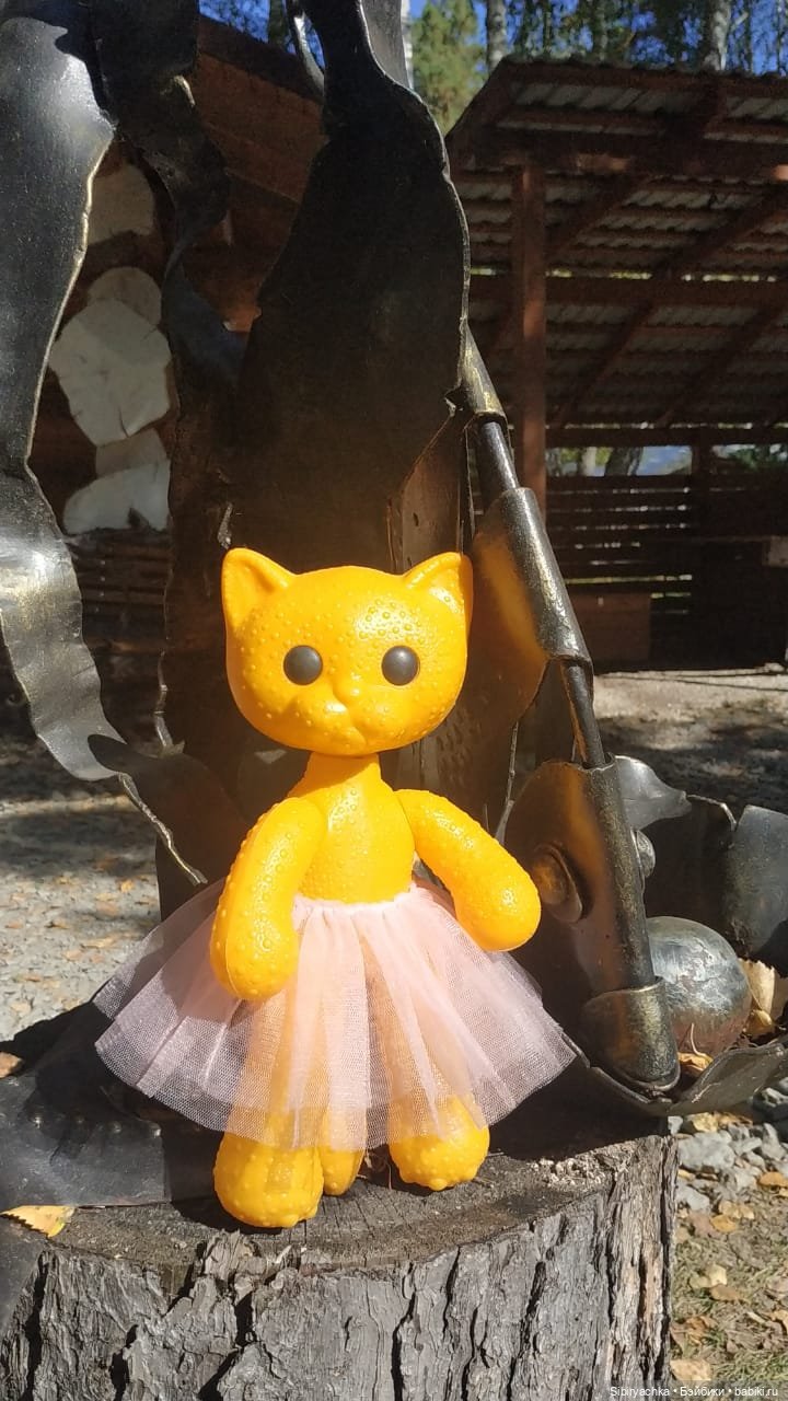 Мурочка в парке кованых фигур