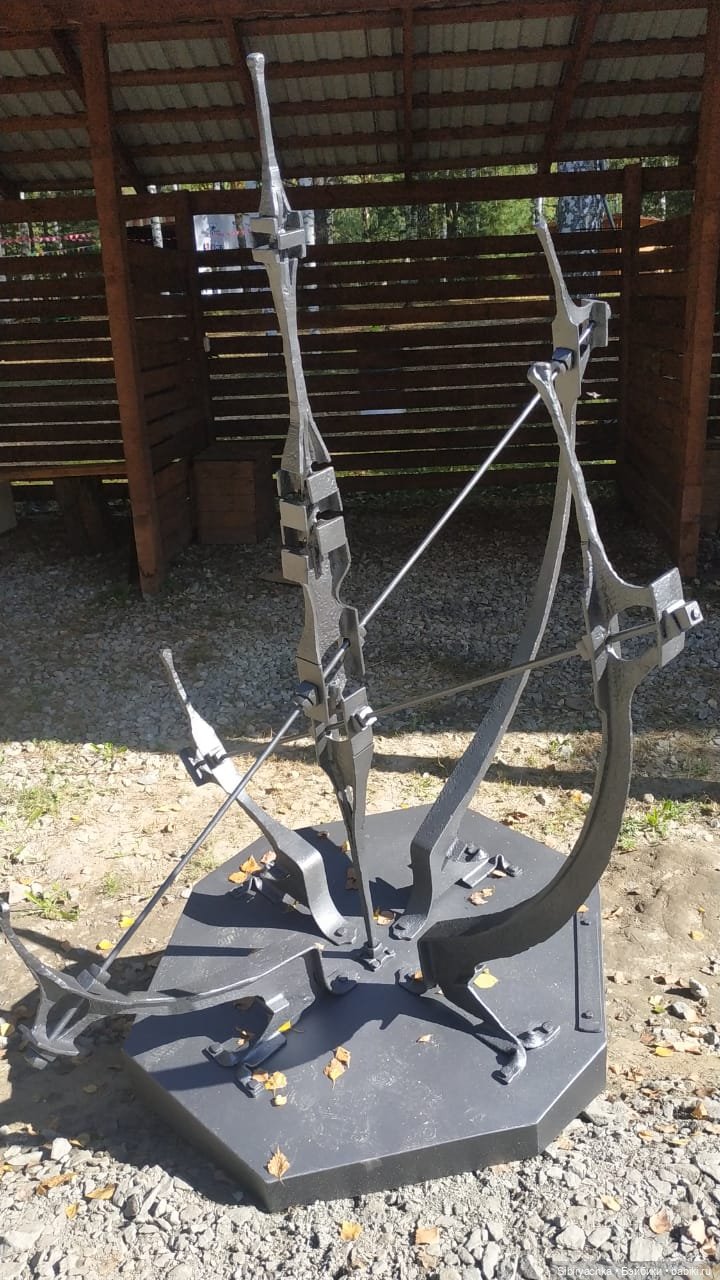 Мурочка в парке кованых фигур