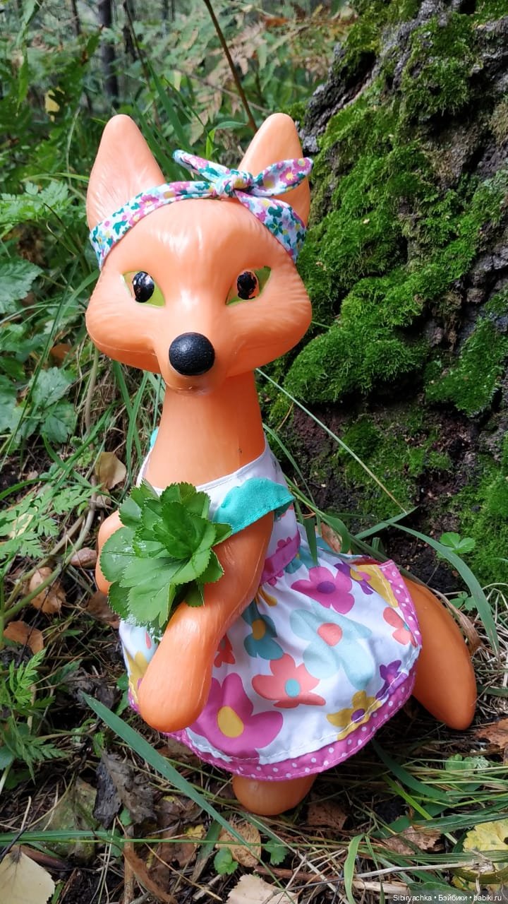 Патрикеевна в осеннем лесу (фото 10)