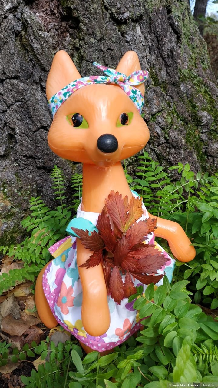 Патрикеевна в осеннем лесу