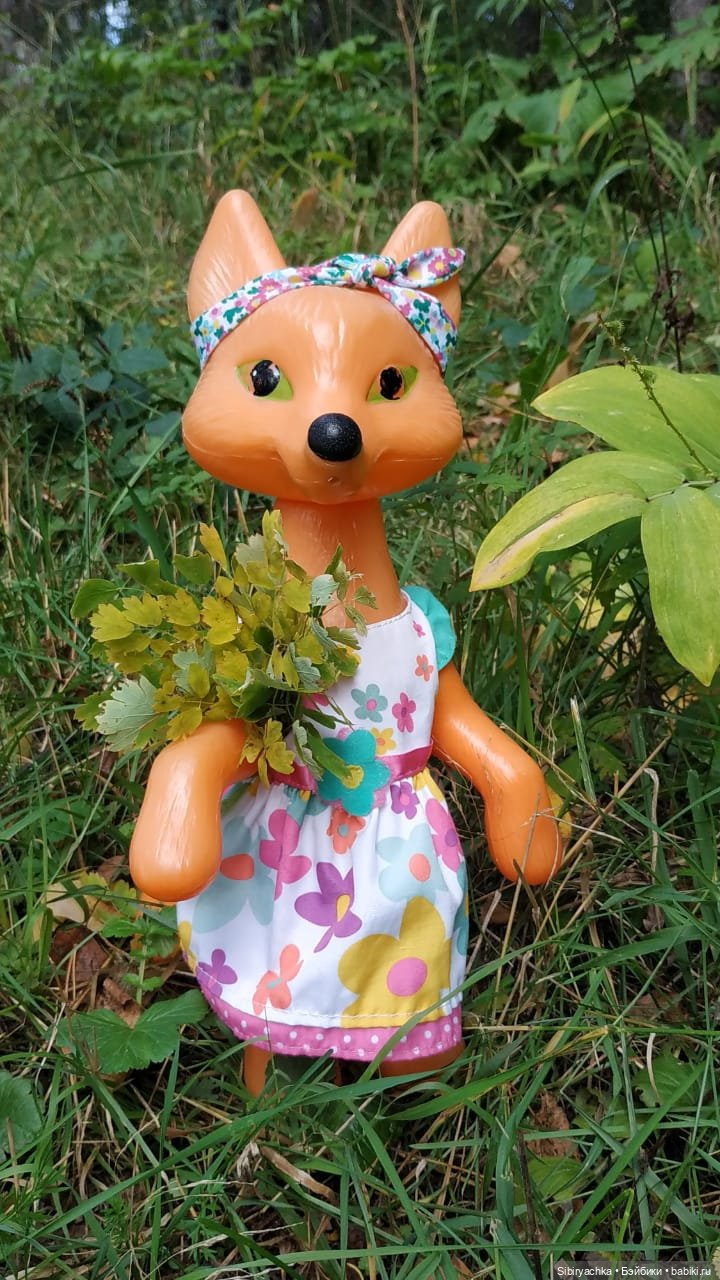 Патрикеевна в осеннем лесу