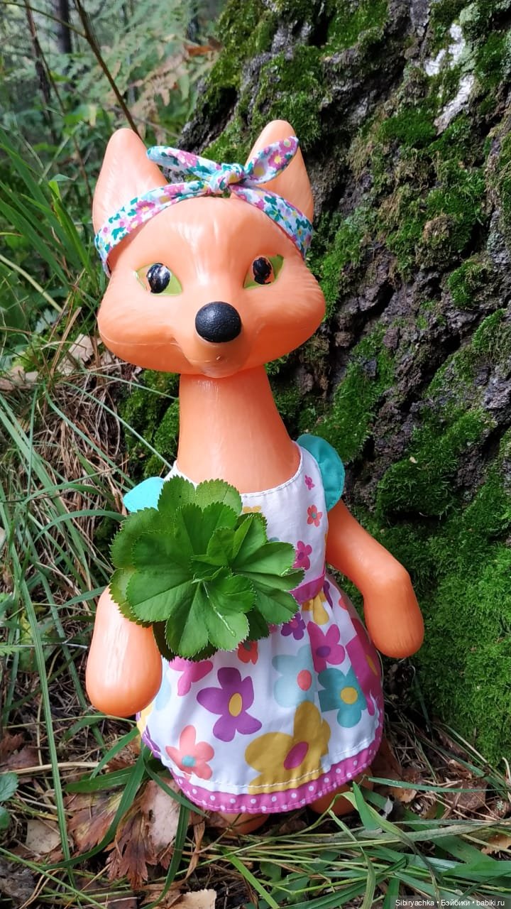 Патрикеевна в осеннем лесу (фото 9)