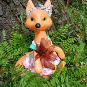 Патрикеевна в осеннем лесу.