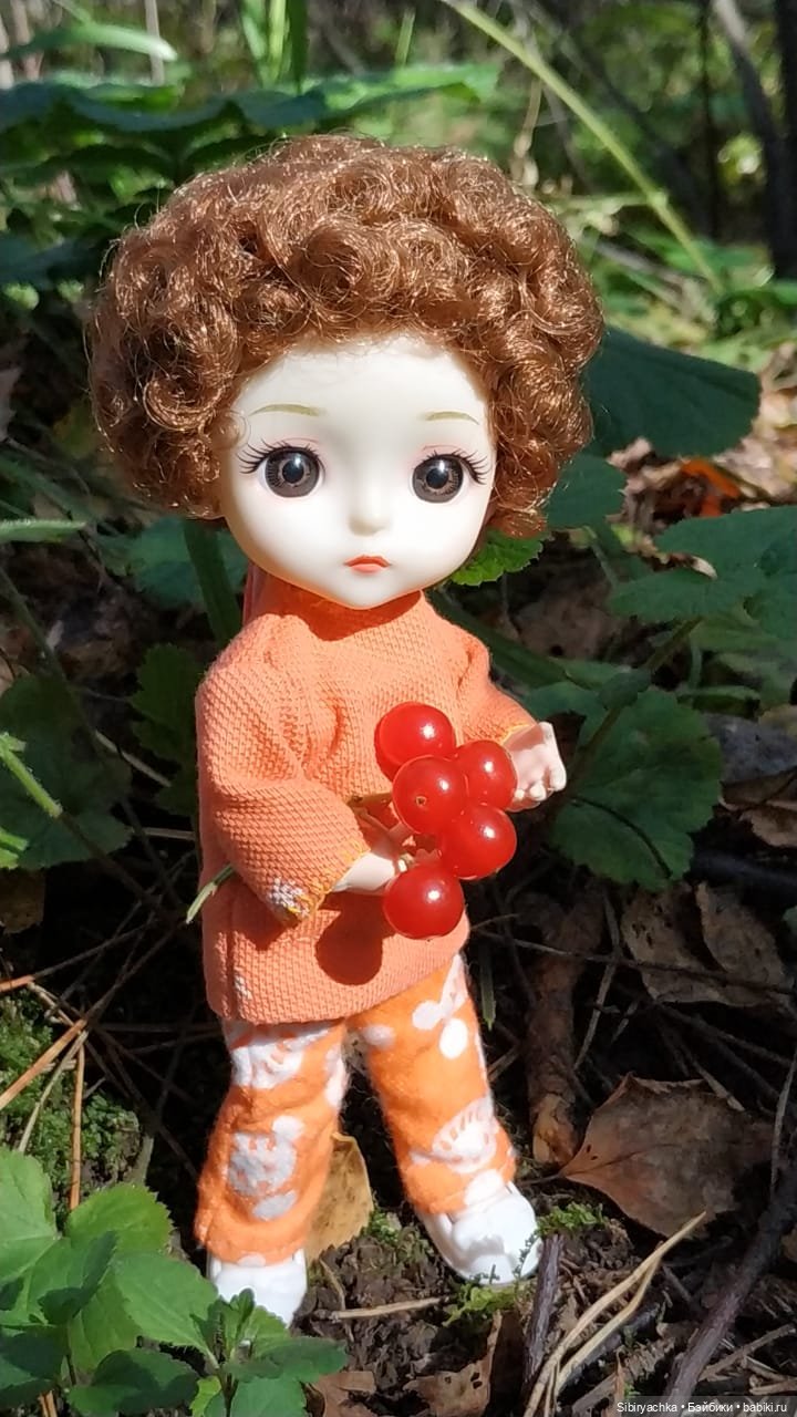 Василёк и Коленька в любимом лесу