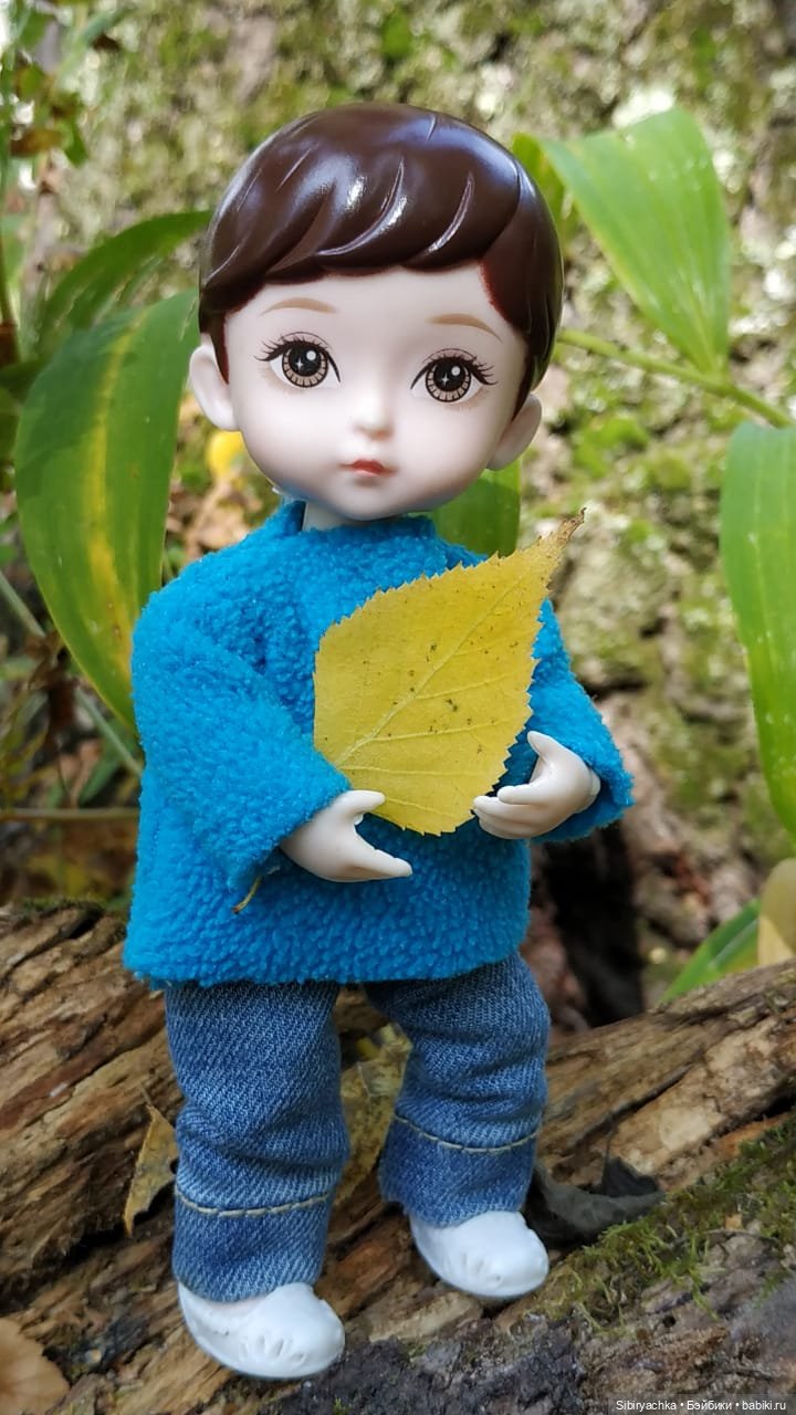 Василёк и Коленька в любимом лесу