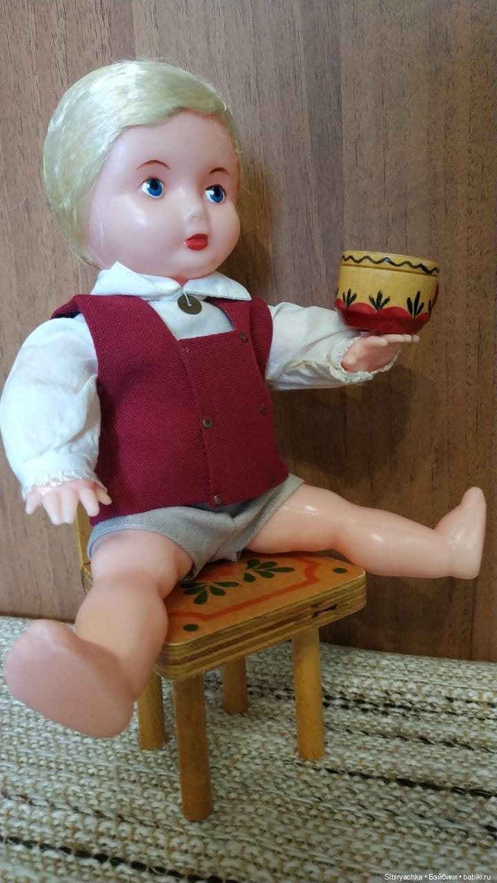 Советская кукольная мебель