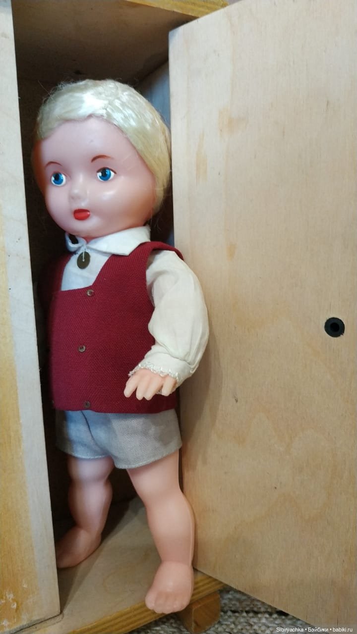 Советская кукольная мебель