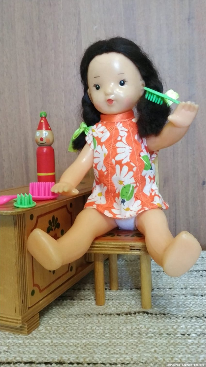 Советская кукольная мебель