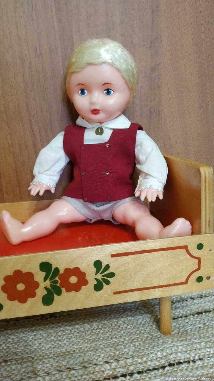 Советская кукольная мебель