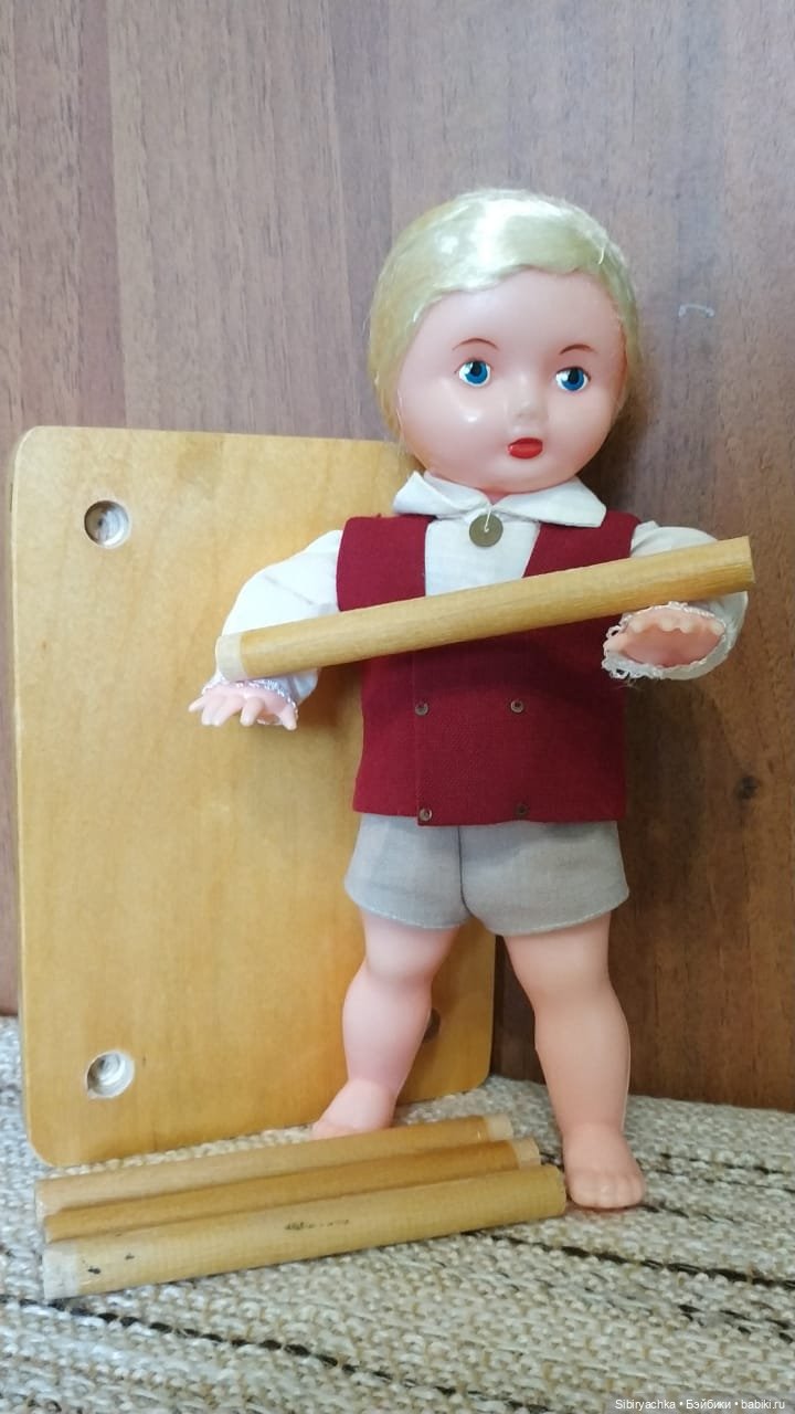 Советская кукольная мебель