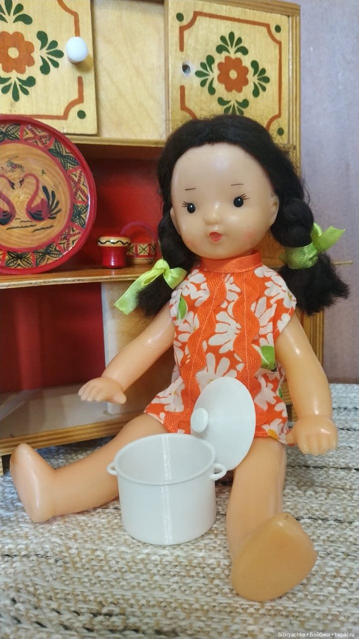 Советская кукольная мебель