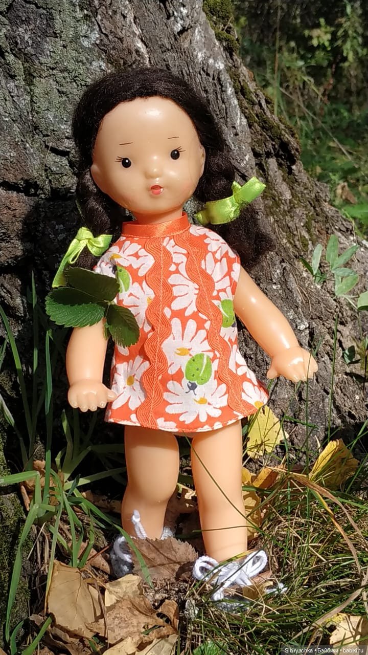 Девочка Юля и лисёнок Рыжик в любимом лесу (фото 2)