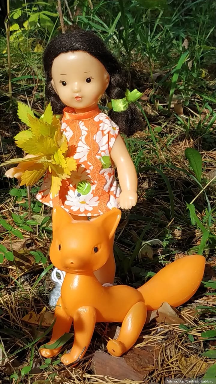 Девочка Юля и лисёнок Рыжик в любимом лесу (фото 9)