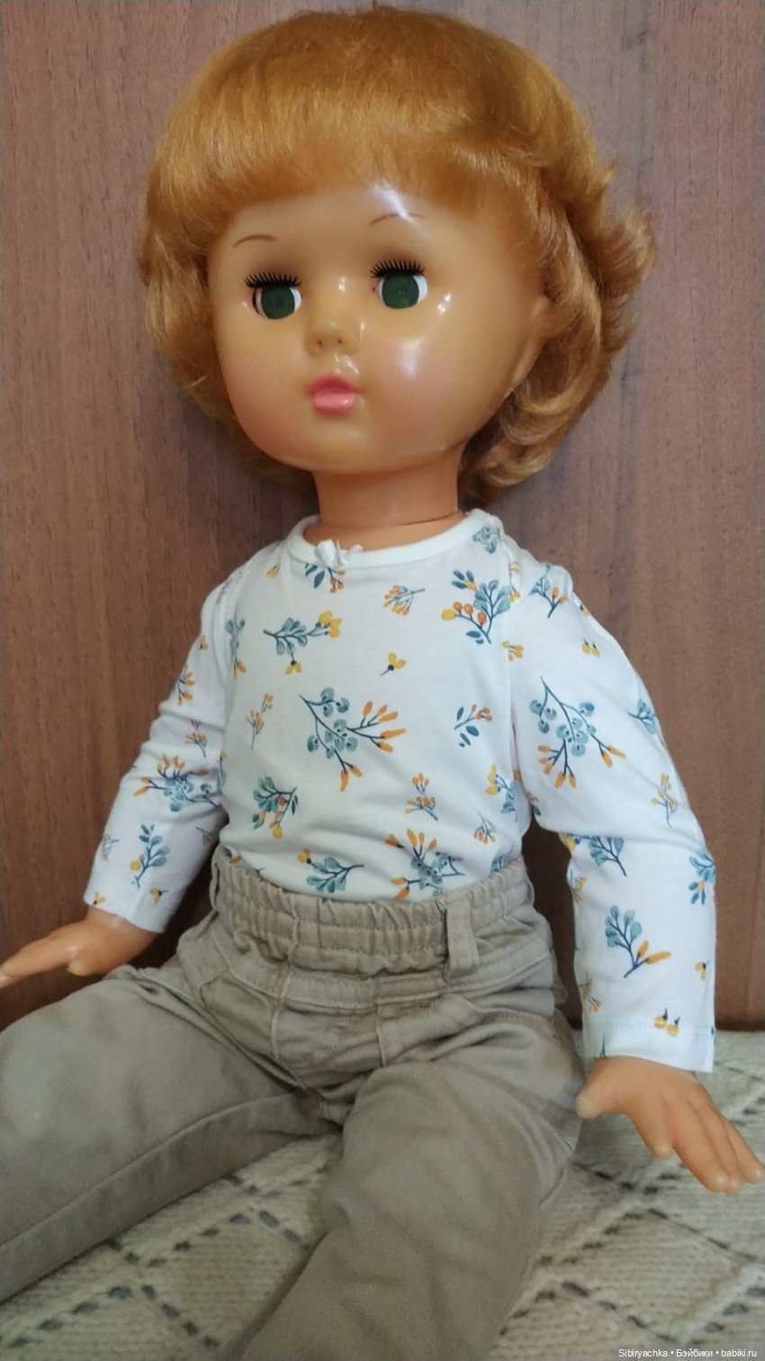 Марина примеряет осенние наряды